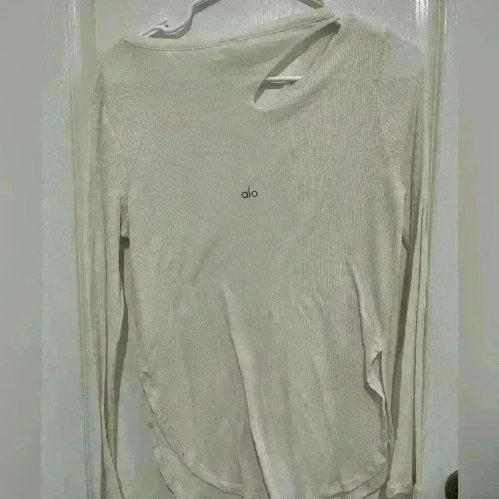 Alo open shoulder top ribbed peak long sleeve ivory size xs small - Picture 4 of 5
